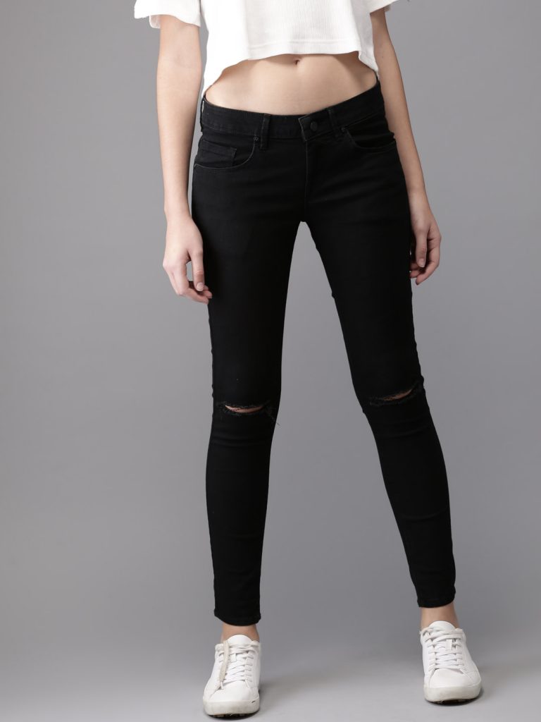 Women Black Skinny Fit Mid-Rise Slash Knee Stretchable Jeans